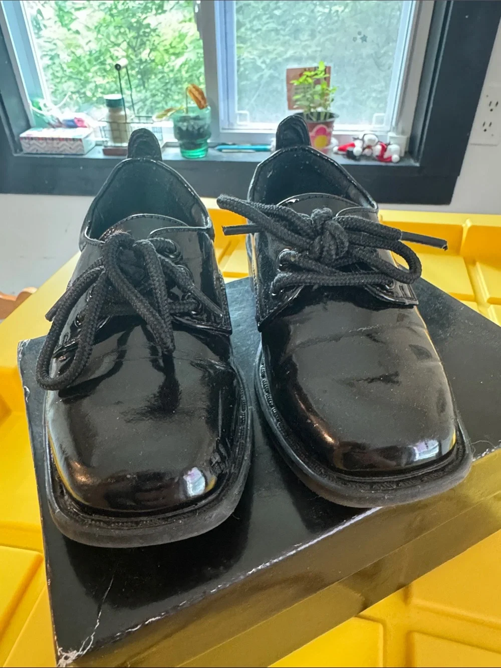 Tip Top Kids Black Patent Lace-Up Dress Oxfords